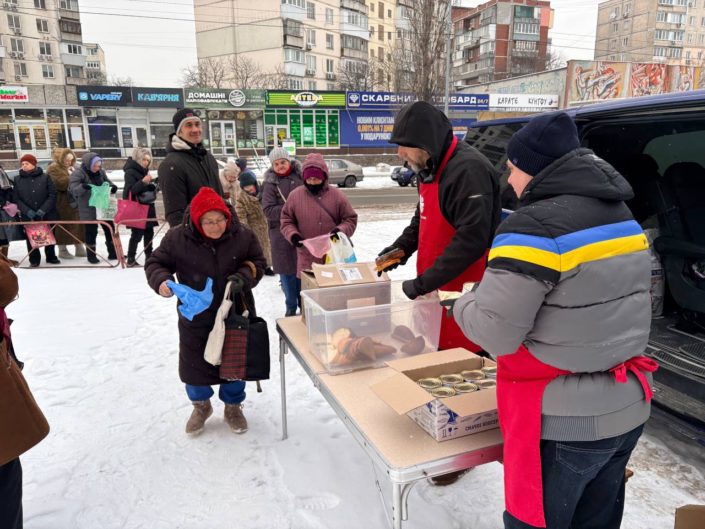 photo_5438423131233128812_y